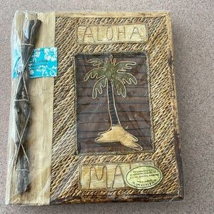 Maui photo album NWT. Handcrafted made of natural wood and leaves.New in package